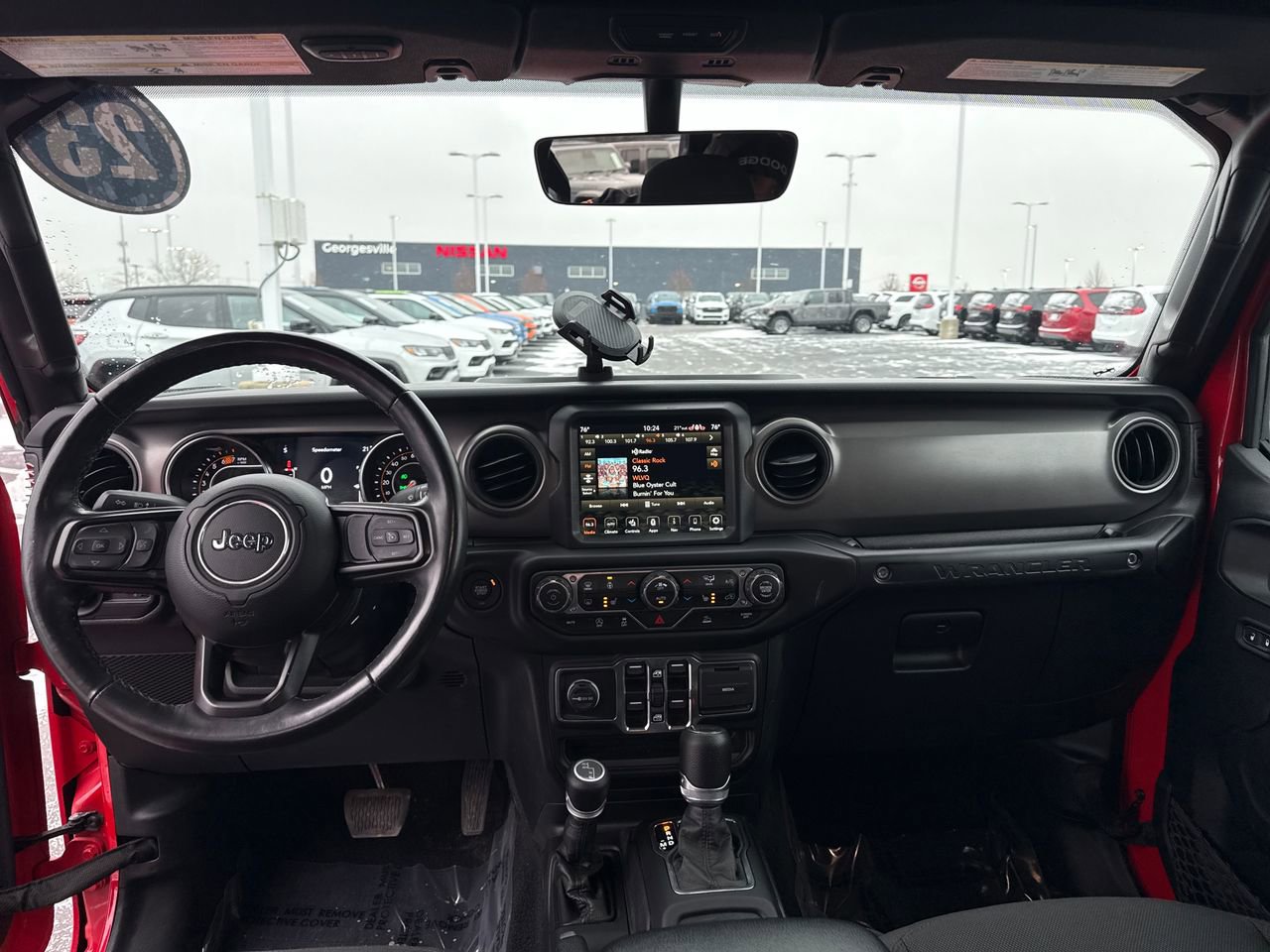 Used 2023 Jeep Wrangler Willys image 15