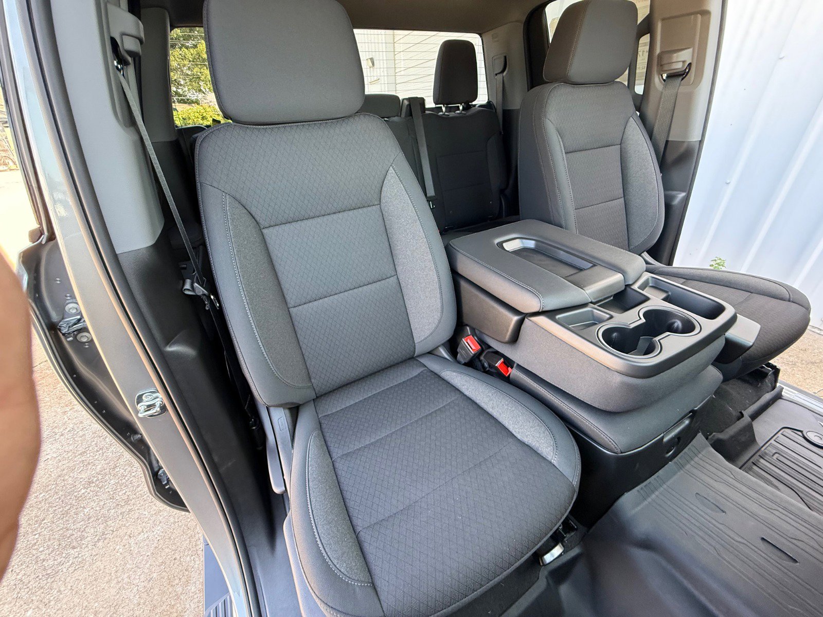 New 2026 GMC Sierra 1500 Elevation image 27