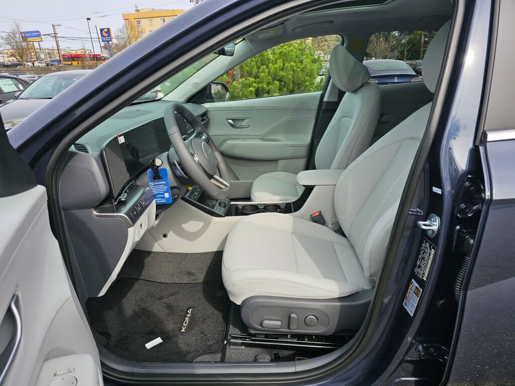 New 2026 Hyundai Kona Limited image 18