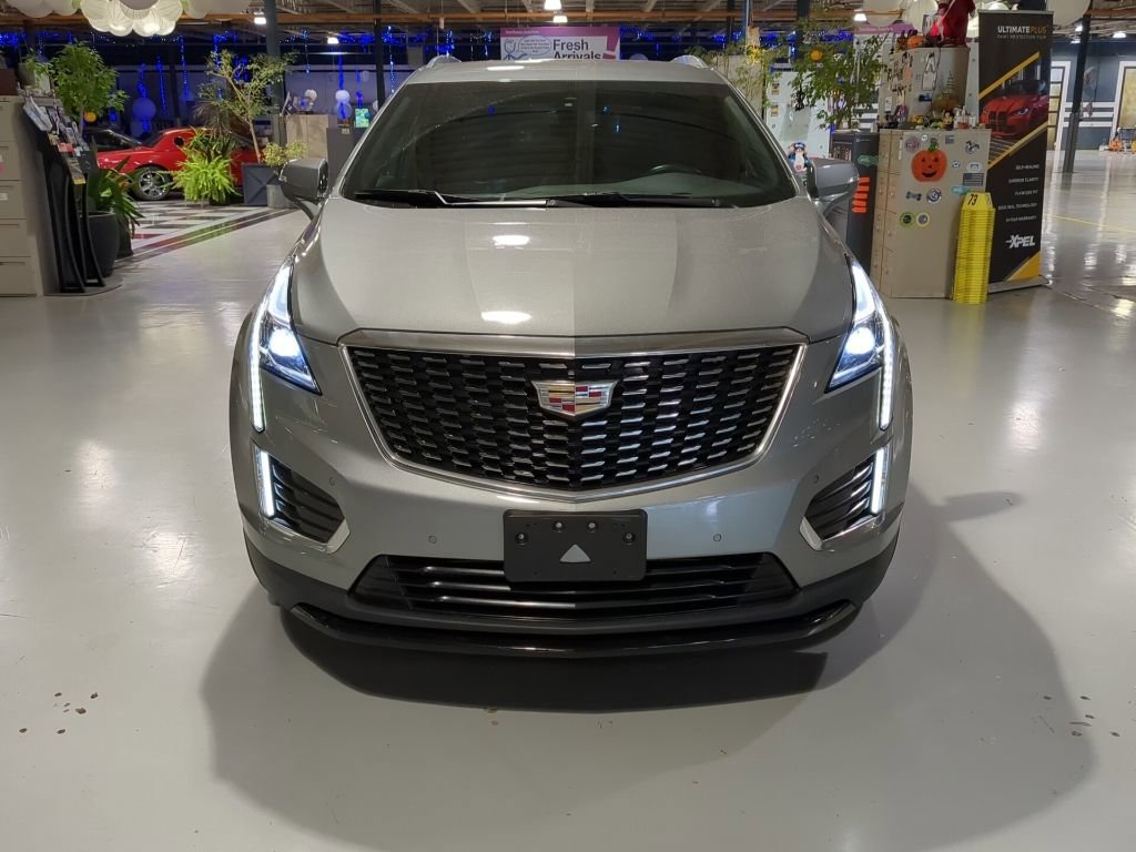 Used 2023 Cadillac XT5 Luxury AWD/4WD image 2