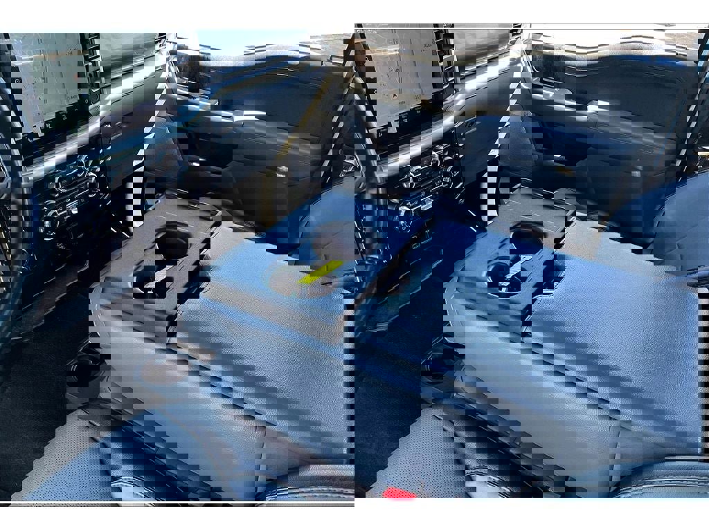 Used 2021 Ford F150 Lariat w/ Equipment Group 501A Mid image 19