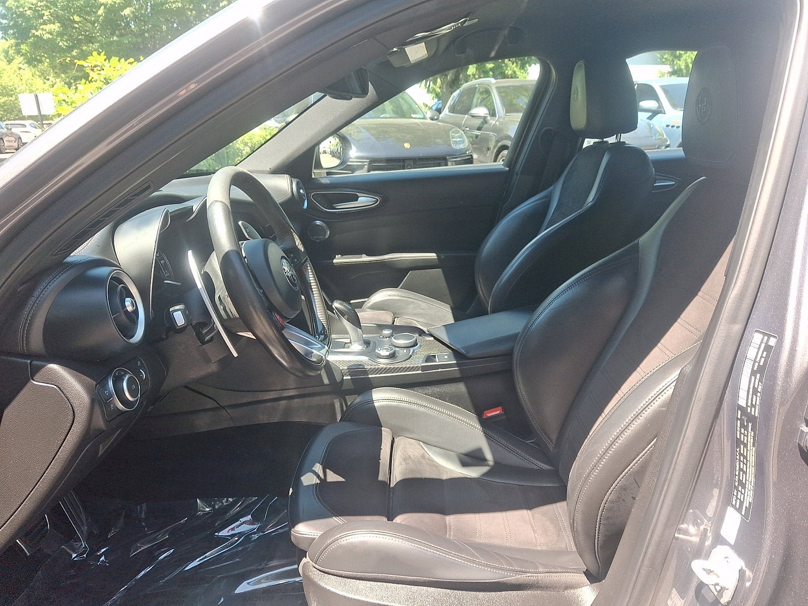 Used 2018 Alfa Romeo Giulia Quadrifoglio w/ Driver Assist Dynamic Package RWD image 13