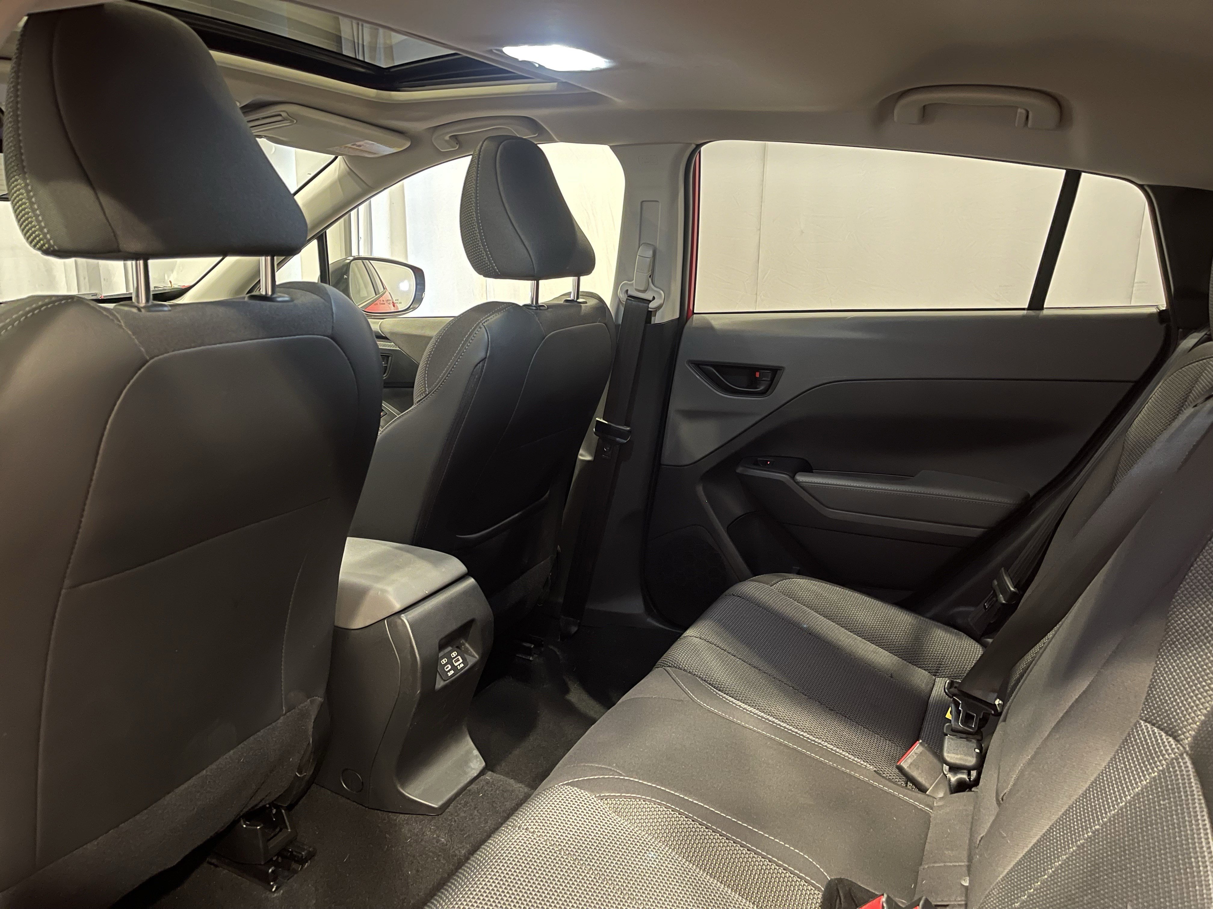Used 2024 Subaru Crosstrek 2.0i Premium image 23