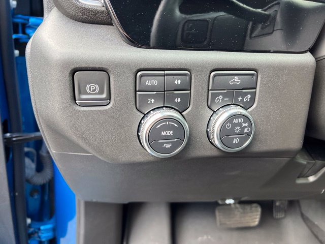 Used 2023 GMC Sierra 1500 Elevation w/ X31 Off-Road Package AWD/4WD image 11
