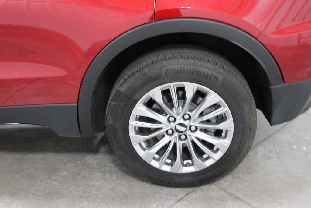 Used 2024 Cadillac XT4 Premium Luxury image 46