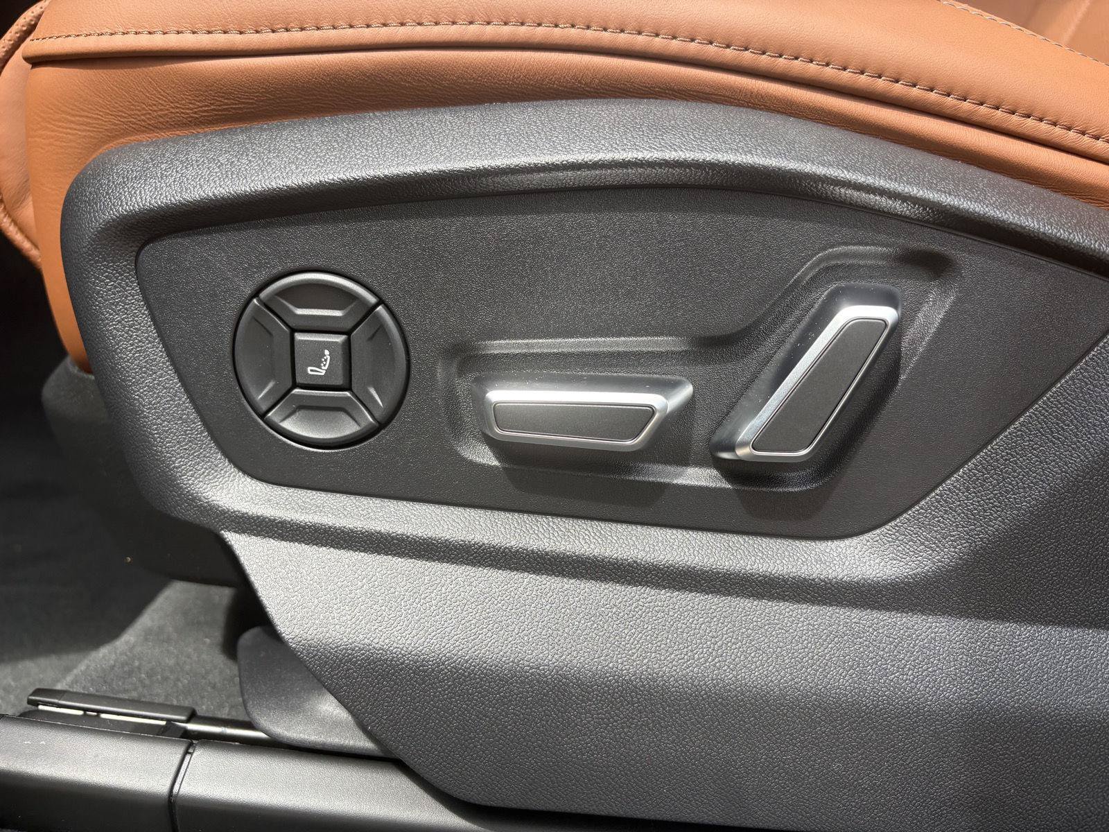 New 2026 Audi Q8 Prestige AWD/4WD image 11
