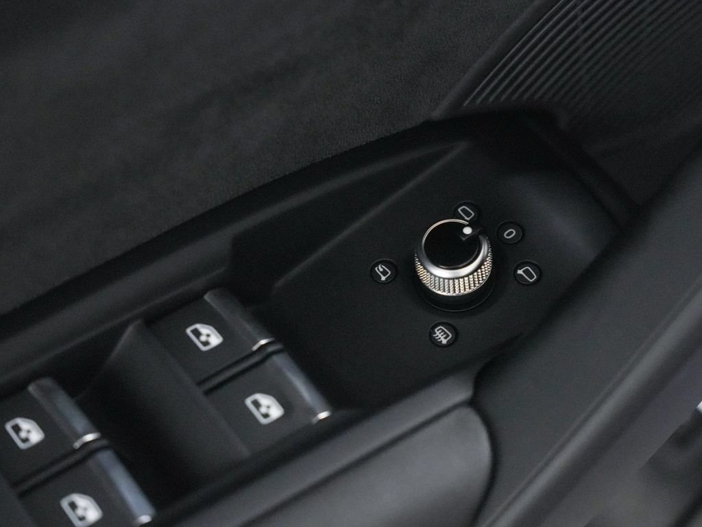 Used 2023 Audi SQ5 Premium Plus AWD/4WD image 31