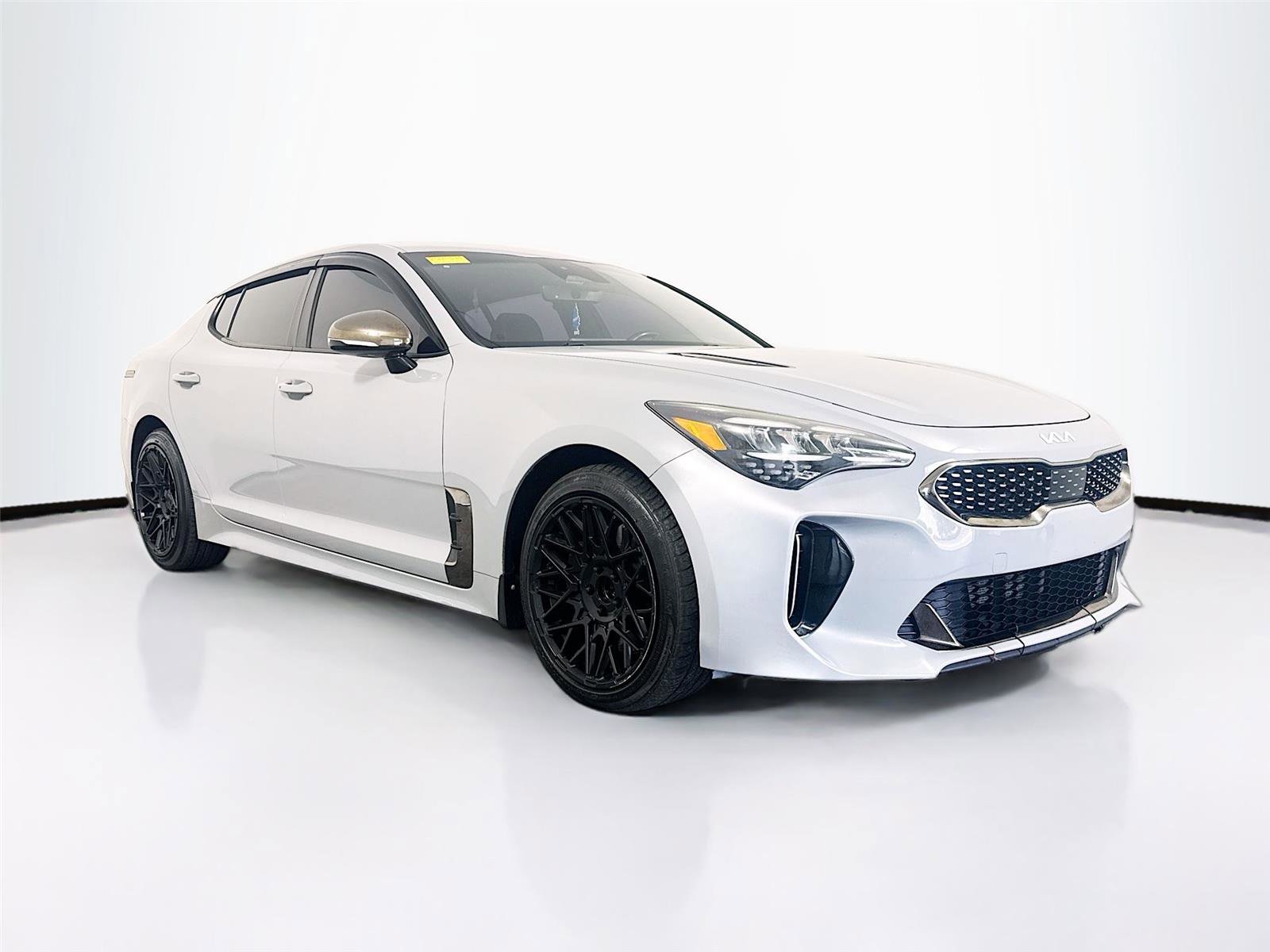Used 2022 Kia Stinger GT-Line RWD image 32
