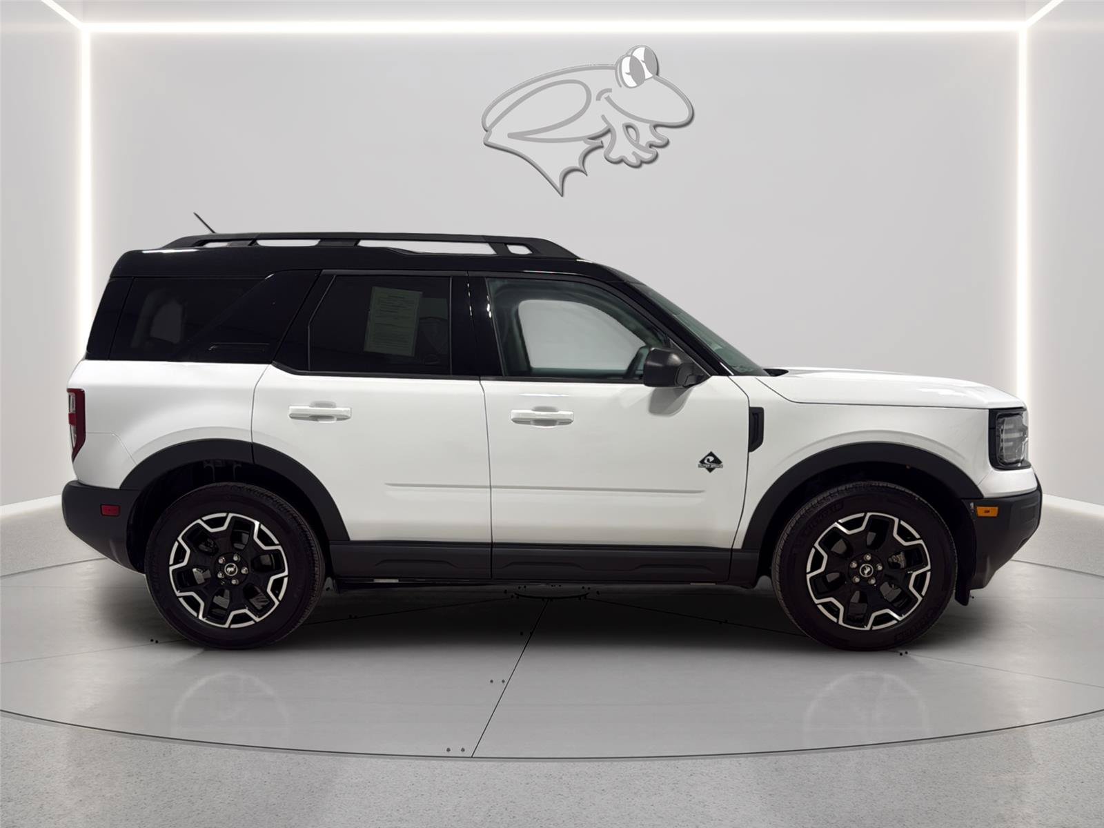 Certified 2025 Ford Bronco Sport Outer Banks AWD/4WD image 6