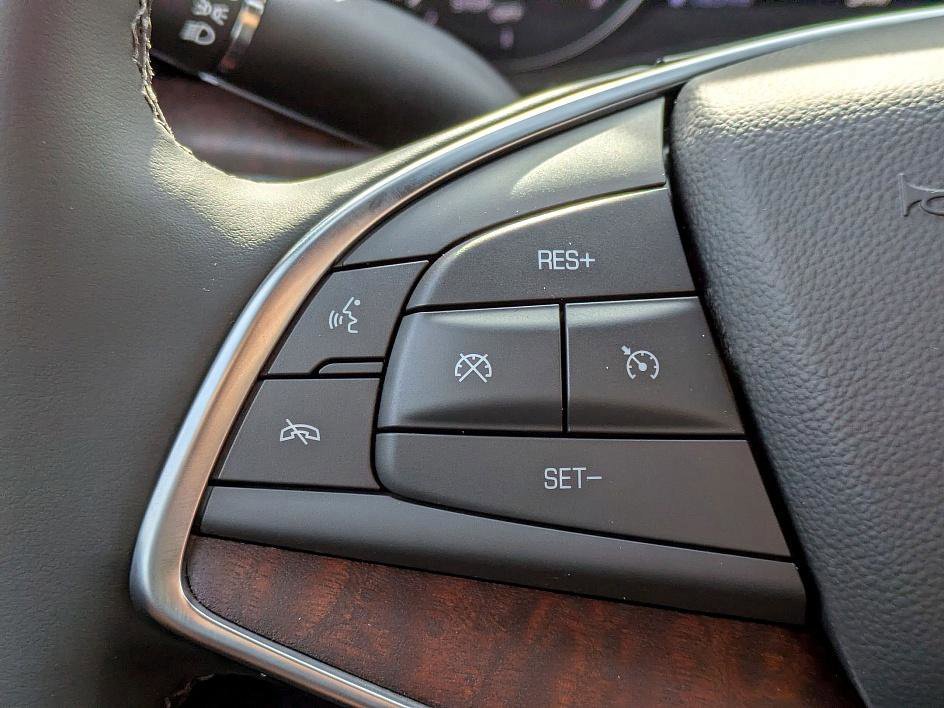 New 2026 Cadillac XT5 Premium Luxury w/ LPO, ONYX Package image 17