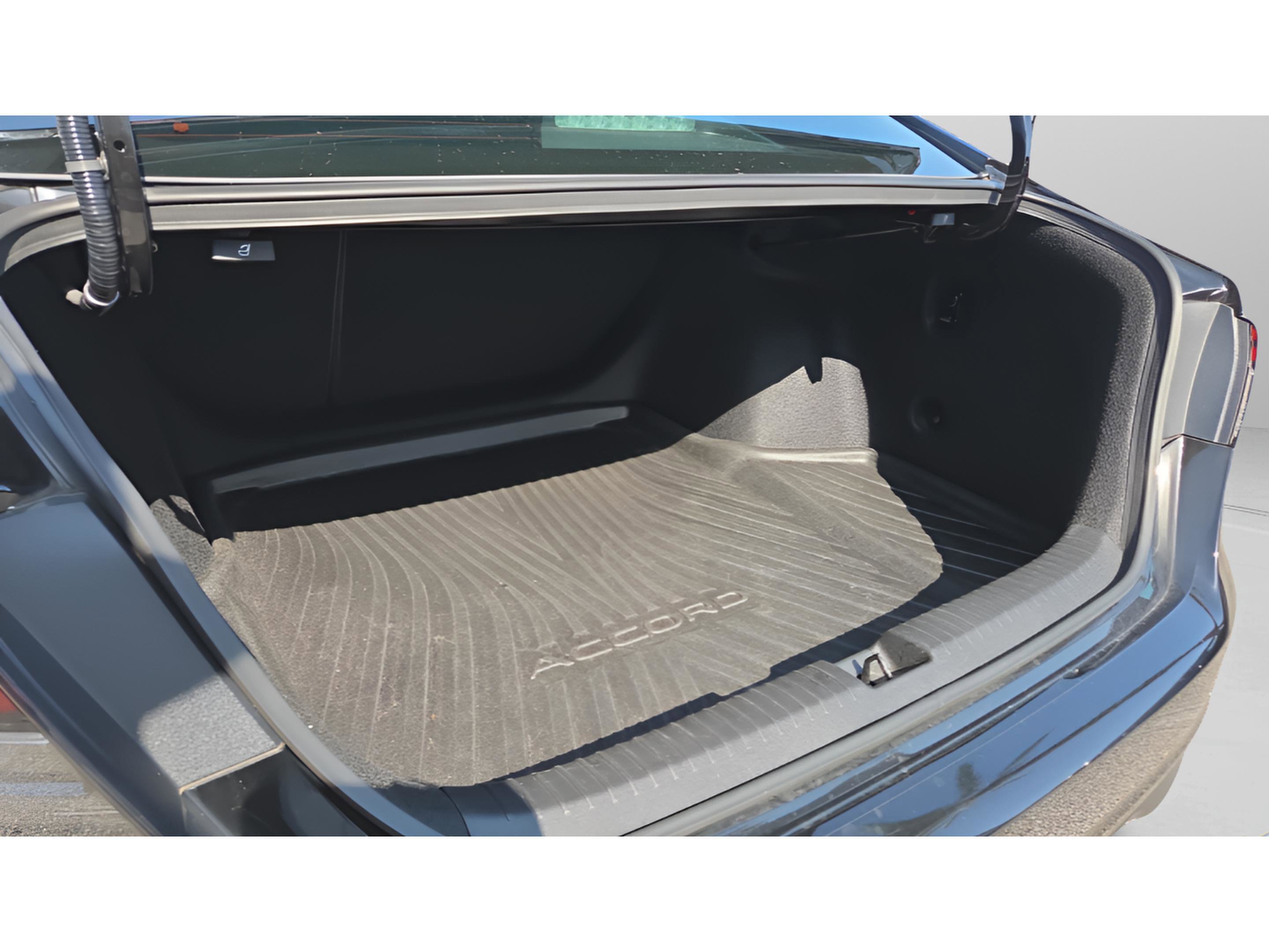 Used 2023 Honda Accord EX image 15