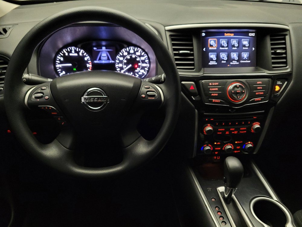 Used 2019 Nissan Pathfinder S FWD image 22