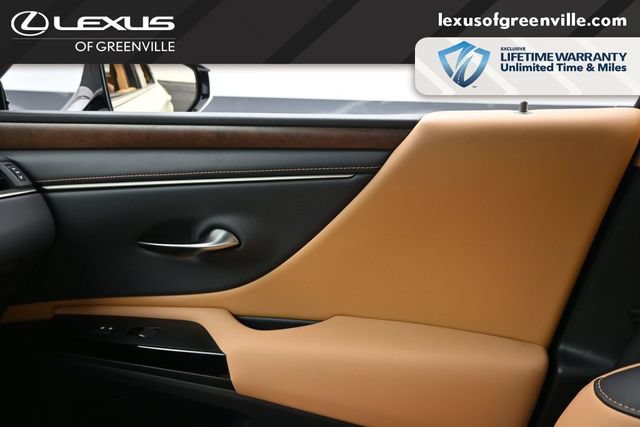 Certified 2023 Lexus ES 250 w/ Premium Package AWD/4WD image 18