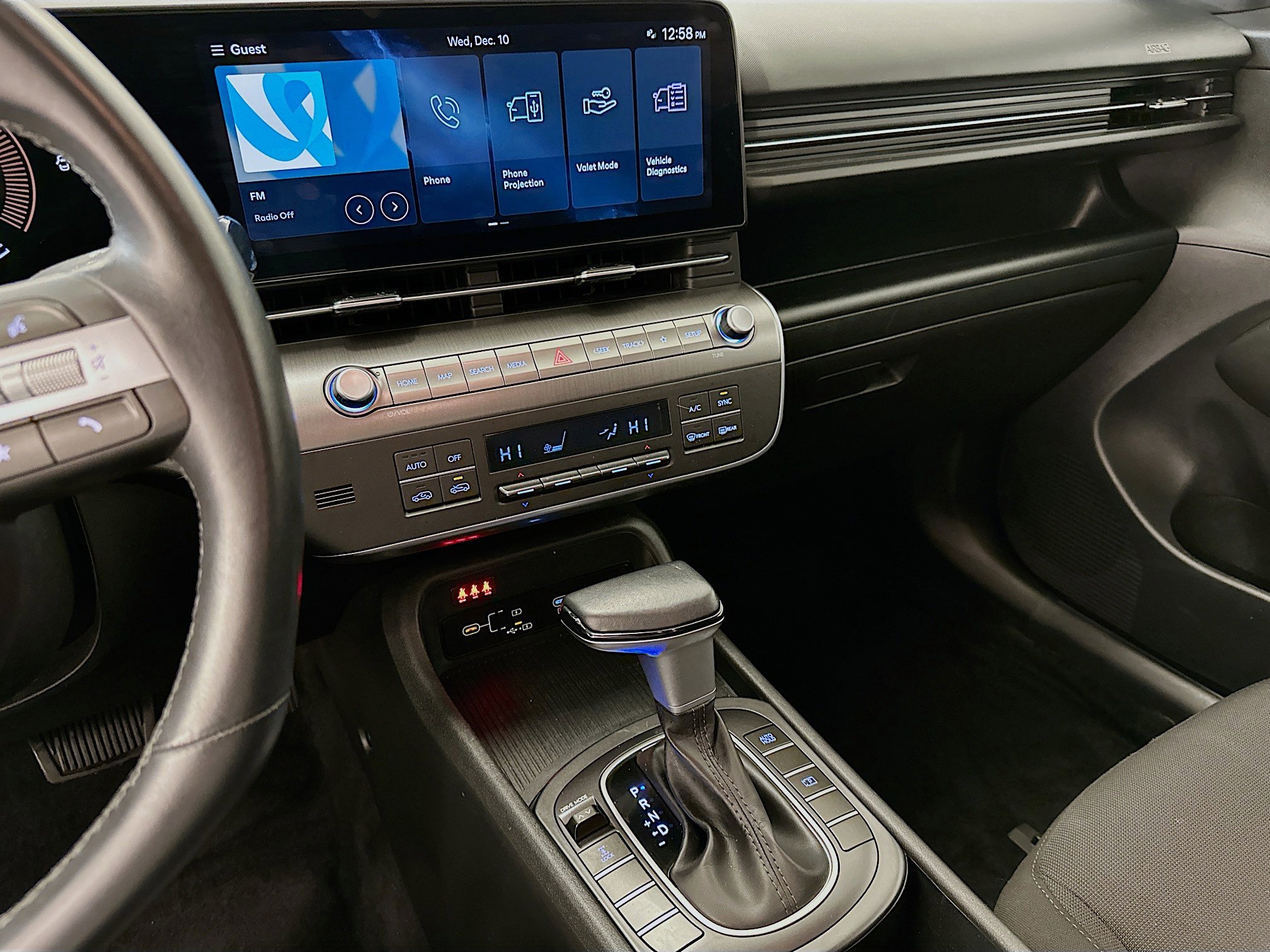 Used 2025 Hyundai Kona SEL image 26