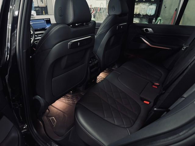 Used 2026 BMW X5 xDrive40i w/ M Sport Package image 21