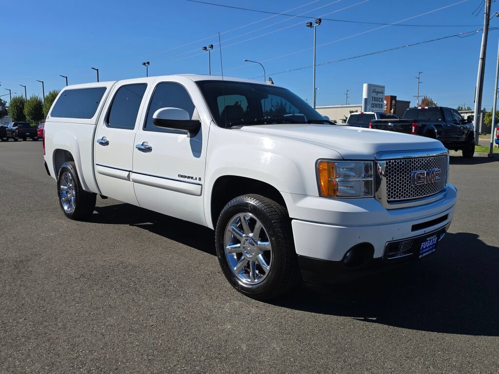 Used 2008 GMC Sierra 1500 Denali AWD/4WD image 4