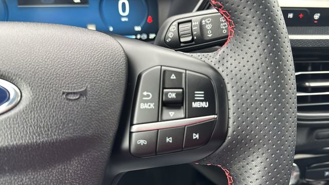 Used 2024 Ford Escape ST-Line Elite w/ Premium Technology Package image 21