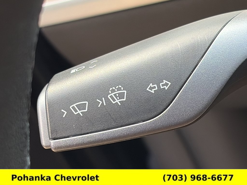 Used 2024 Tesla Model Y Long Range RWD image 9