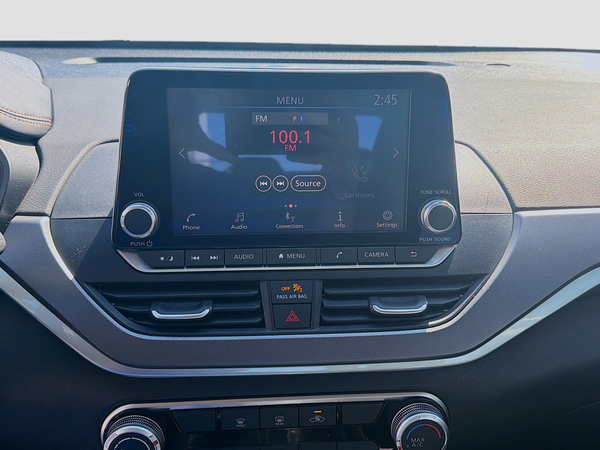 Used 2024 Nissan Altima 2.5 SR FWD image 12