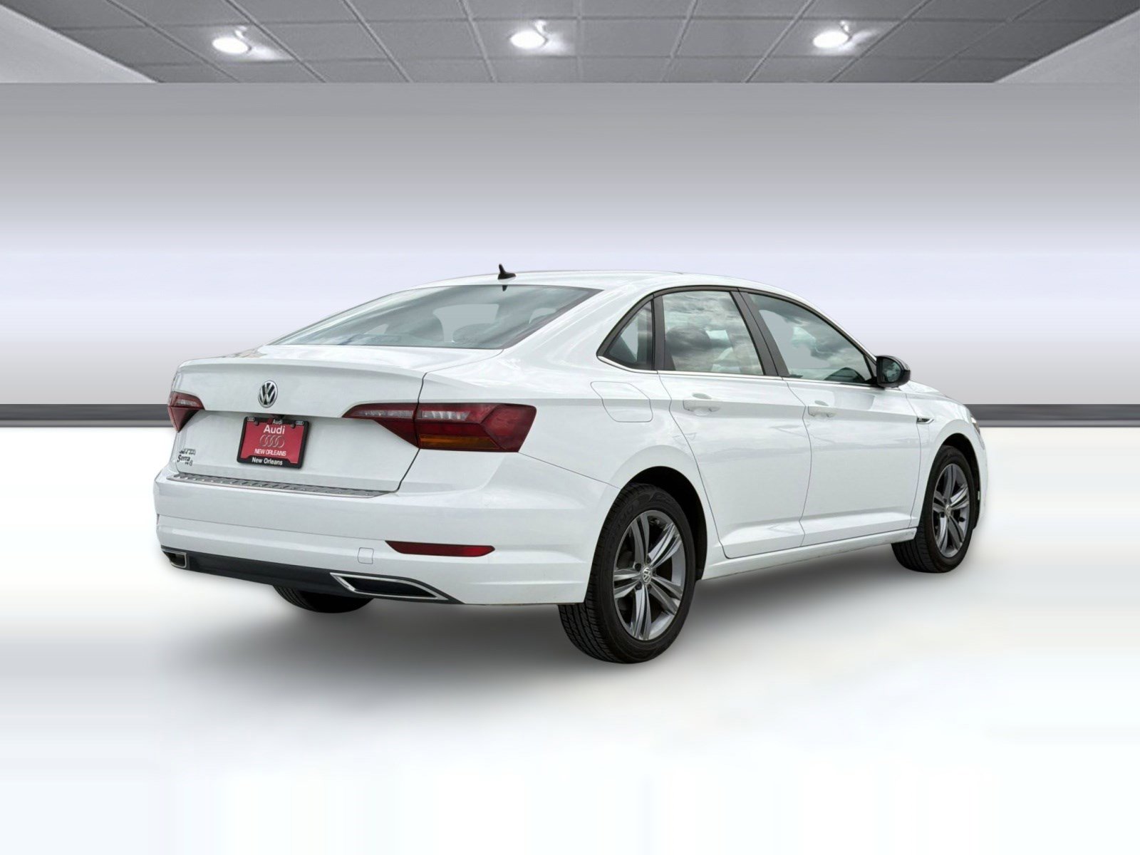 Used 2019 Volkswagen Jetta R-Line w/ R-Line Cold Weather Package FWD image 9