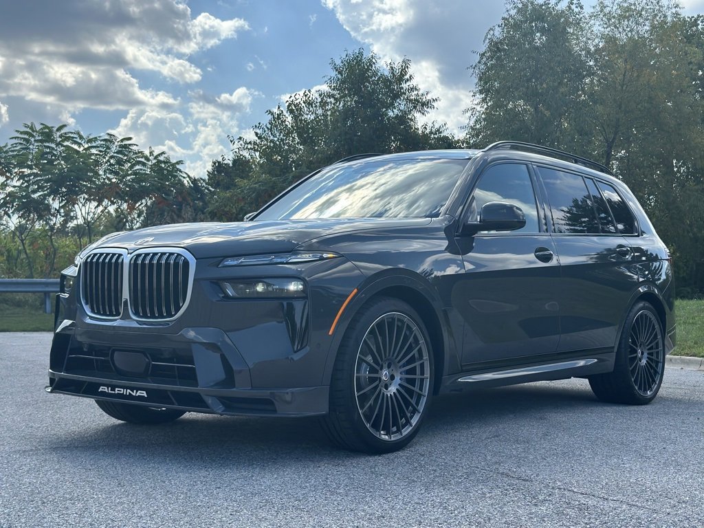 New 2026 BMW ALPINA XB7 image 3