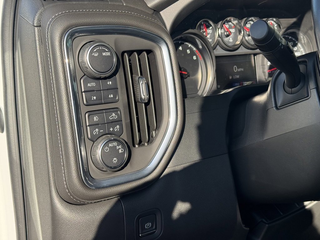 Used 2022 Chevrolet Silverado 1500 RST image 23