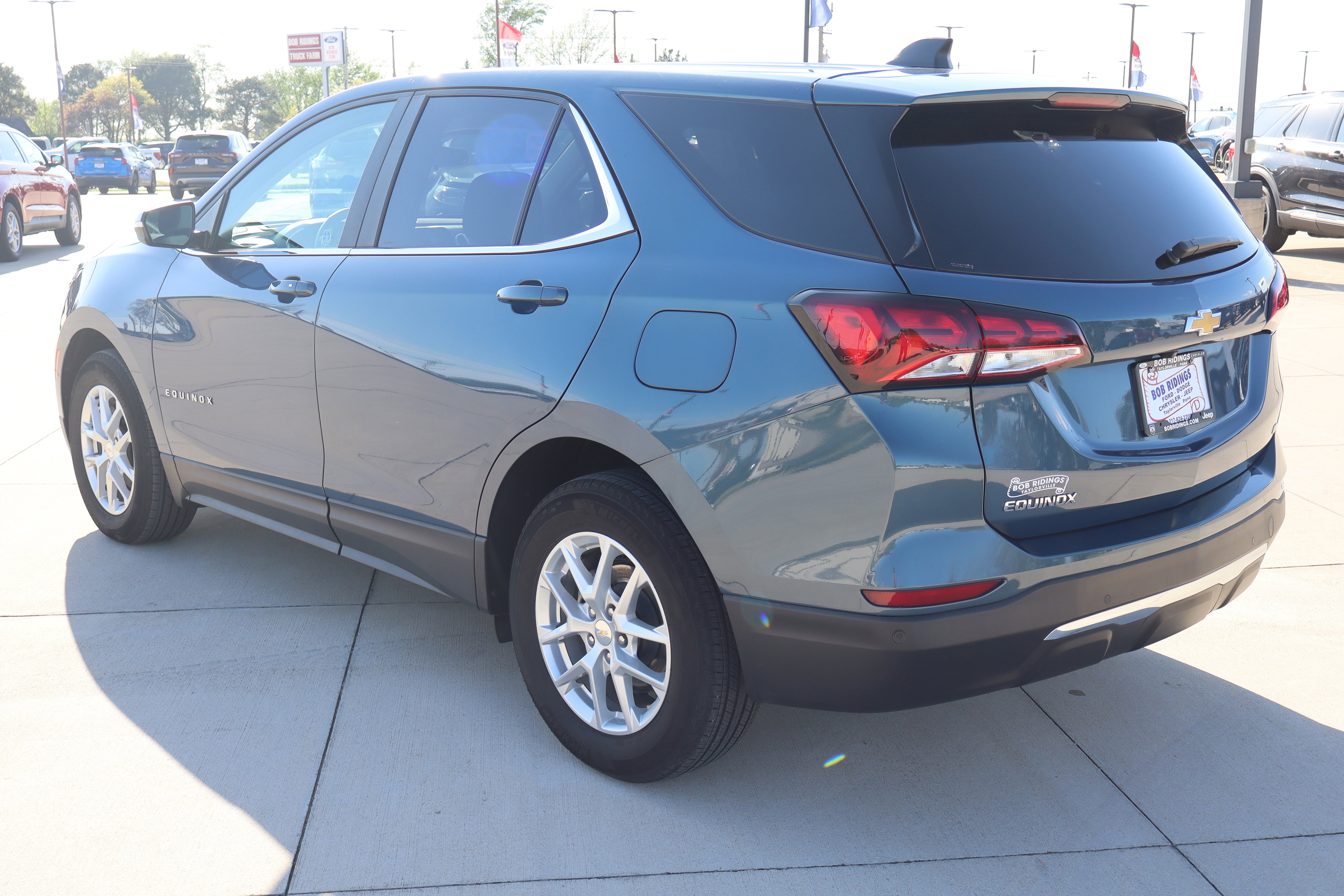 Used 2024 Chevrolet Equinox LT FWD image 7