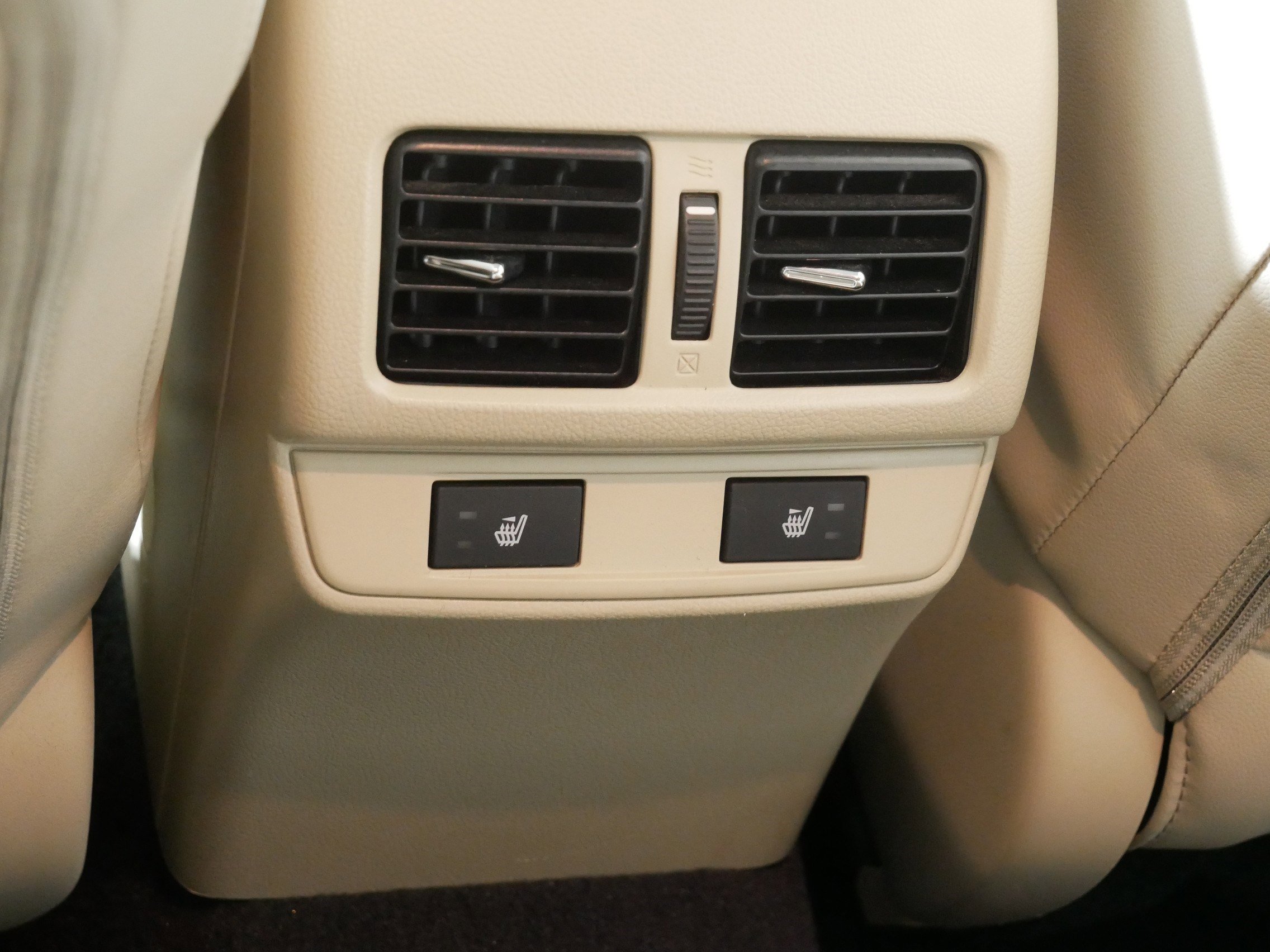 Used 2017 Subaru Outback 2.5i Limited image 31