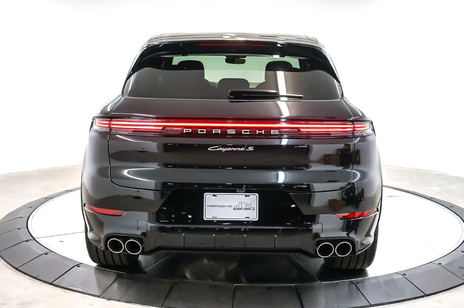 New 2026 Porsche Cayenne S AWD/4WD image 10