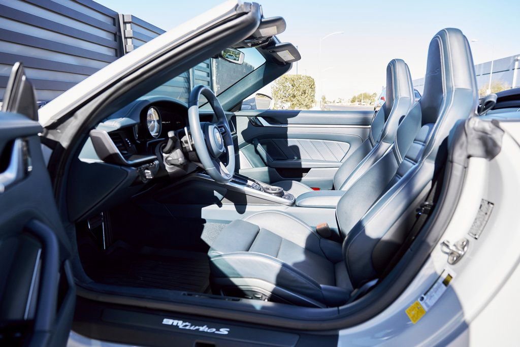 Used 2021 Porsche 911 Turbo S image 27