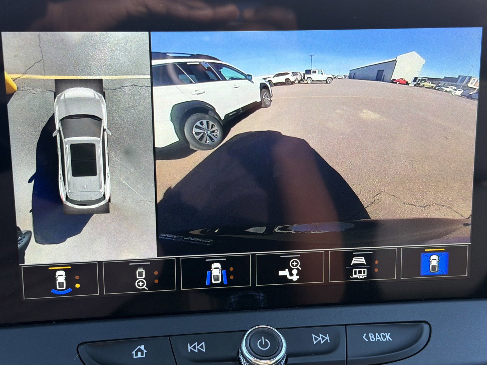 Used 2023 Chevrolet Blazer Premier w/ Driver Confidence II Package image 27