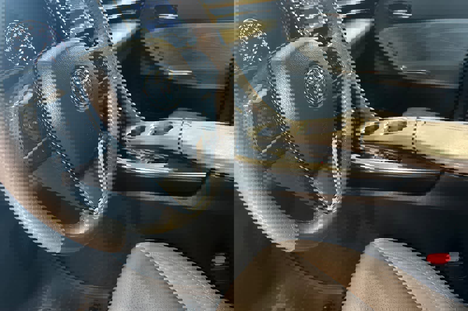 Used 2021 Toyota Avalon Limited w/ Advanced Safety Package FWD image 14