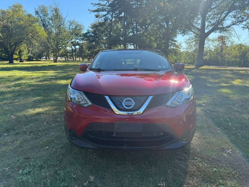 Used 2018 Nissan Rogue Sport S image 8