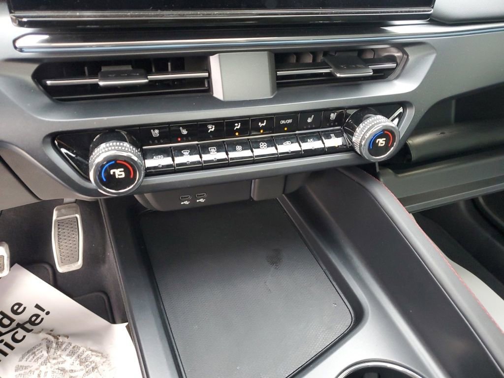 Used 2024 Acura ZDX A-Spec image 23