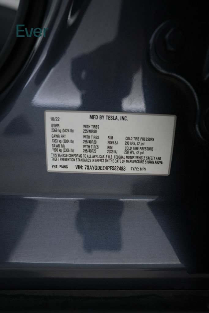 Used 2023 Tesla Model Y Long Range AWD/4WD image 29