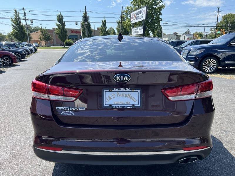 Used 2017 Kia Optima LX FWD image 5