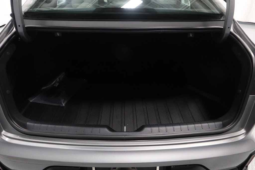 Used 2025 Kia K4 GT-Line w/ GT-Line Premium Package FWD image 11