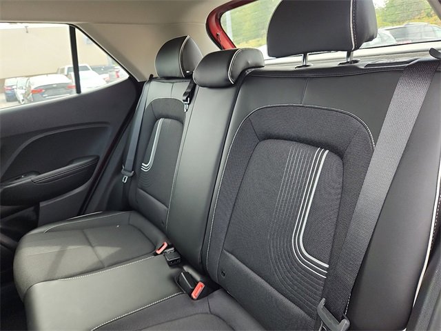 Certified 2022 Hyundai Venue Limited image 25