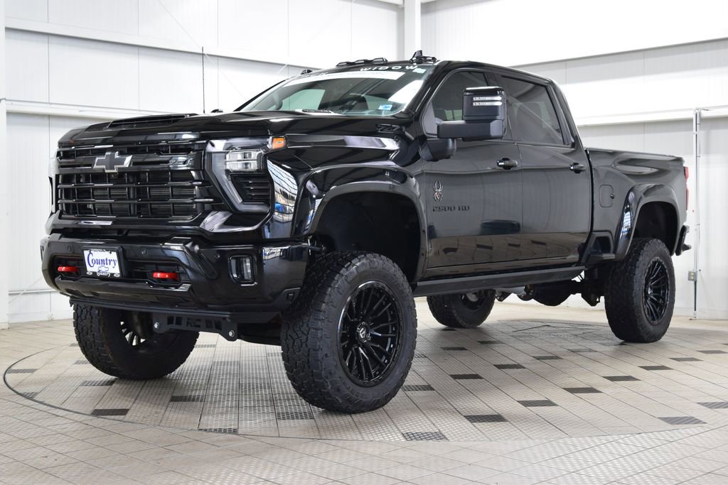 Used 2025 Chevrolet Silverado 2500 LTZ w/ Trail Boss Package AWD/4WD image 3