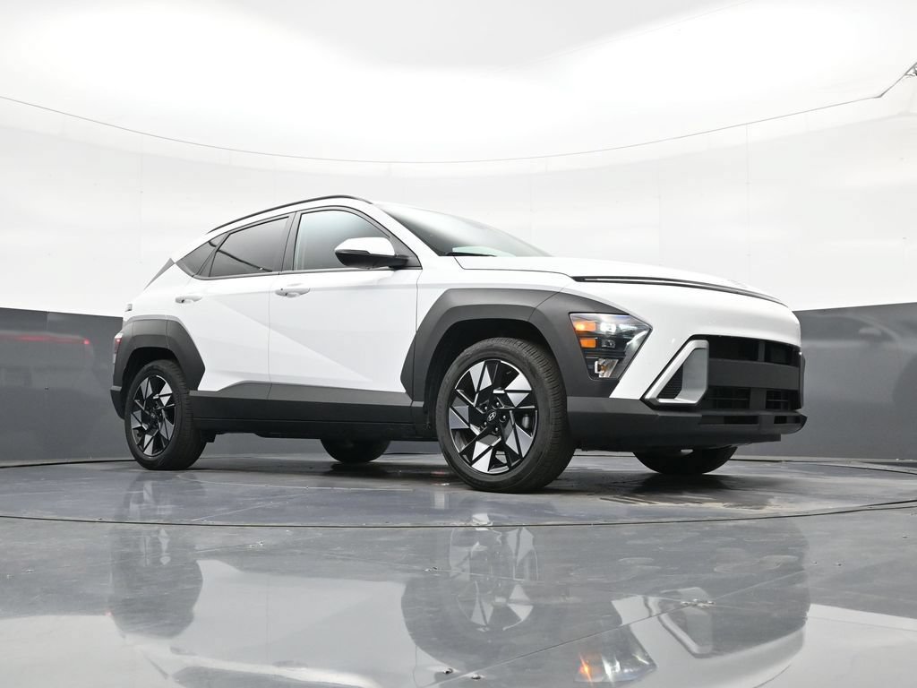Used 2025 Hyundai Kona SEL FWD image 16