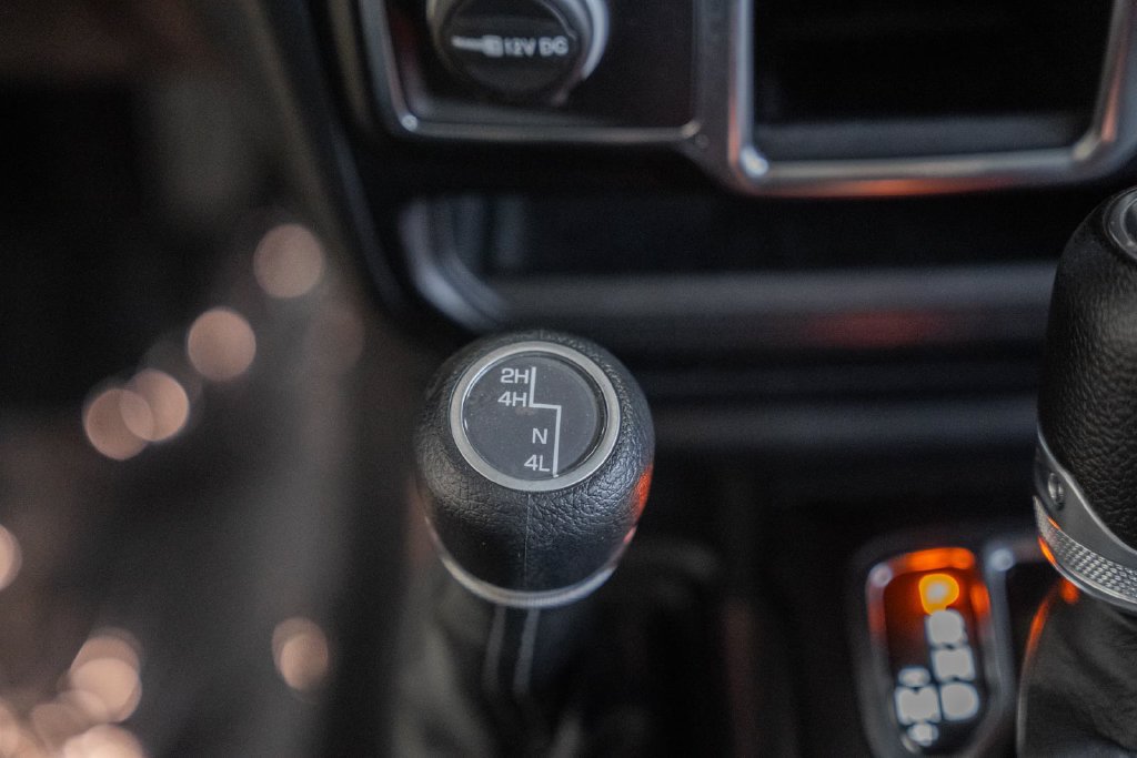 Used 2024 Jeep Wrangler Unlimited Sport AWD/4WD image 23