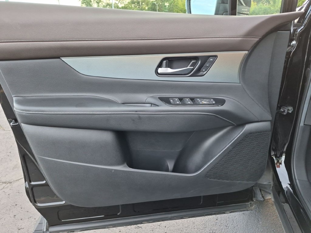 Used 2025 Nissan Murano Platinum w/ Cargo Package AWD/4WD image 13