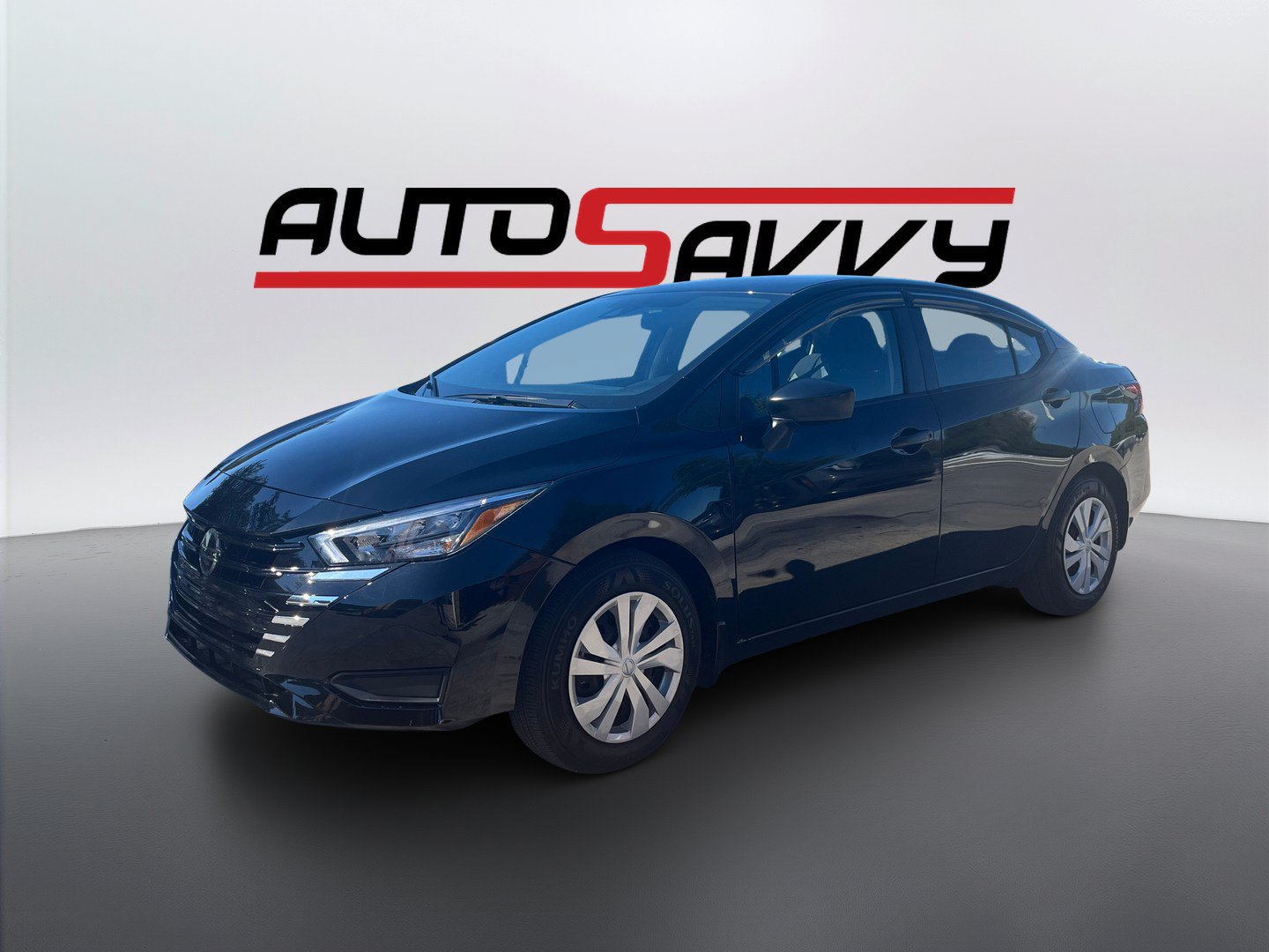 Used 2025 Nissan Versa S w/ Trunk Package FWD image 1