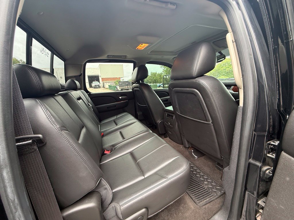 Used 2013 GMC Sierra 3500 SLT AWD/4WD image 16