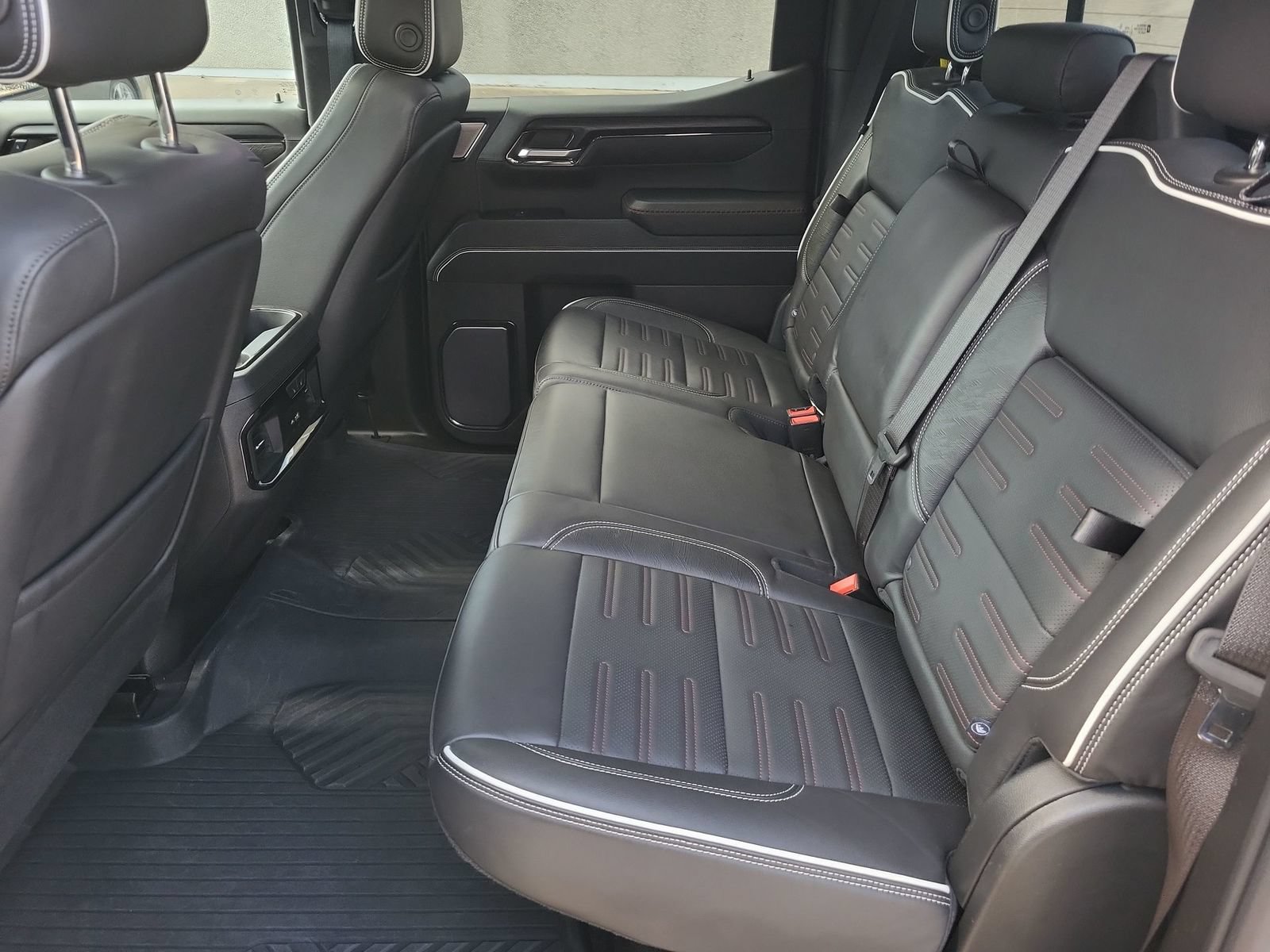 Used 2023 GMC Sierra 1500 AT4X w/ AT4X AEV Edition AWD/4WD image 25