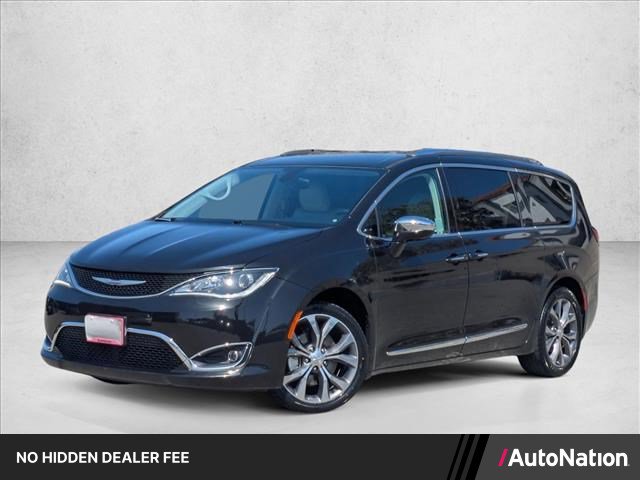 Used 2017 Chrysler Pacifica Limited w/ UConnect Theater Package FWD image 1