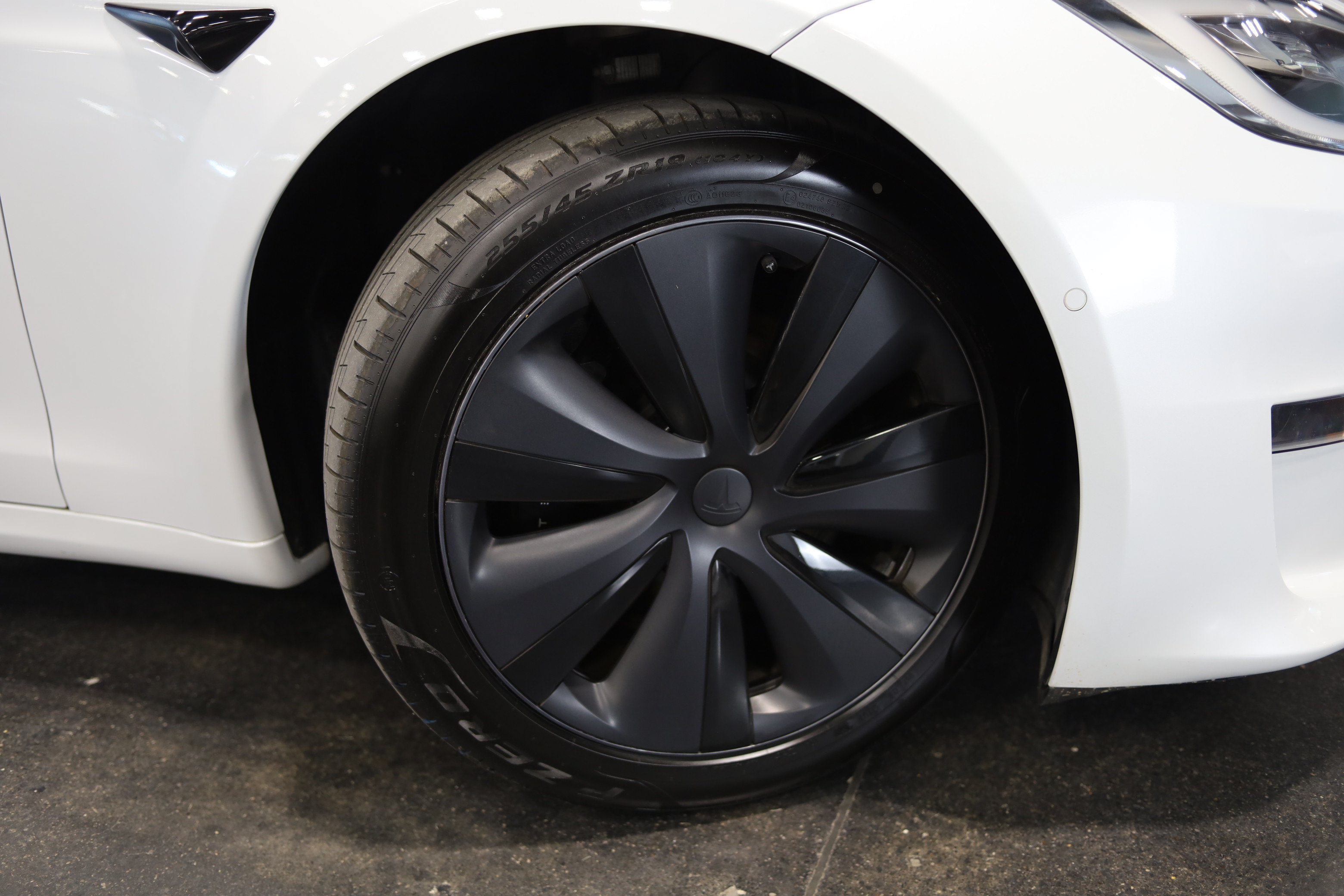 Used 2021 Tesla Model S Plaid AWD/4WD image 10
