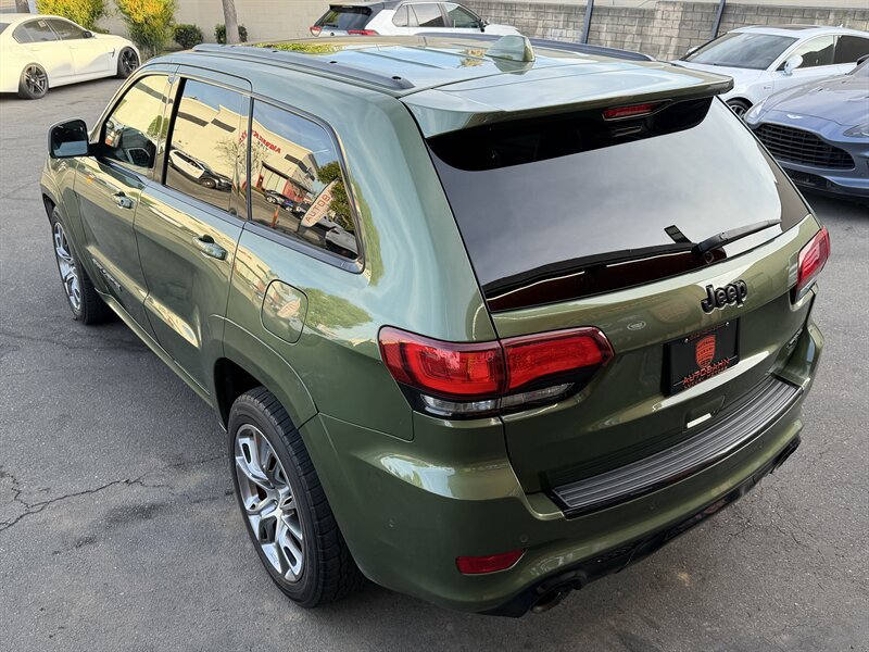 Used 2020 Jeep Grand Cherokee SRT AWD/4WD image 13