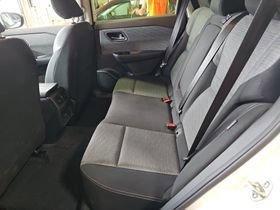 Used 2023 Nissan Rogue SV AWD/4WD image 2