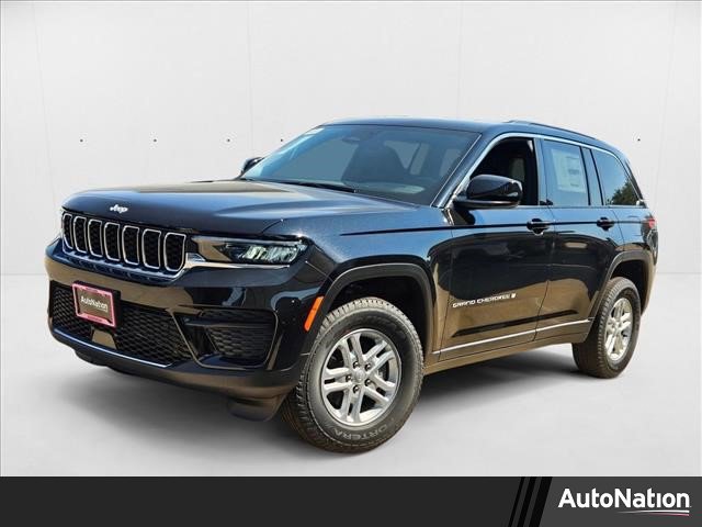 New 2025 Jeep Grand Cherokee Laredo